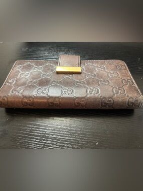 Authentic Vintage Gucci Guccissima Brown Leather Continental Wallet